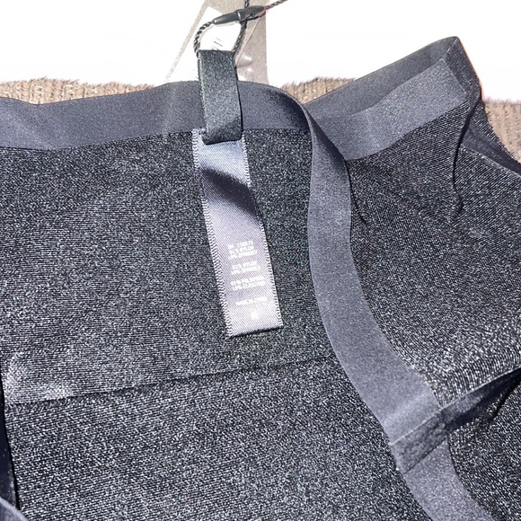 SKIMS Power Mesh High Waisted Thong black - Picture 5 of 5